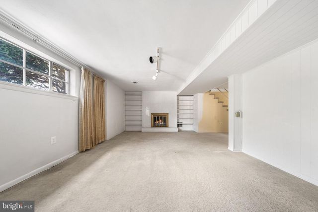 1806 LANSING CT, Mclean, VA 22101