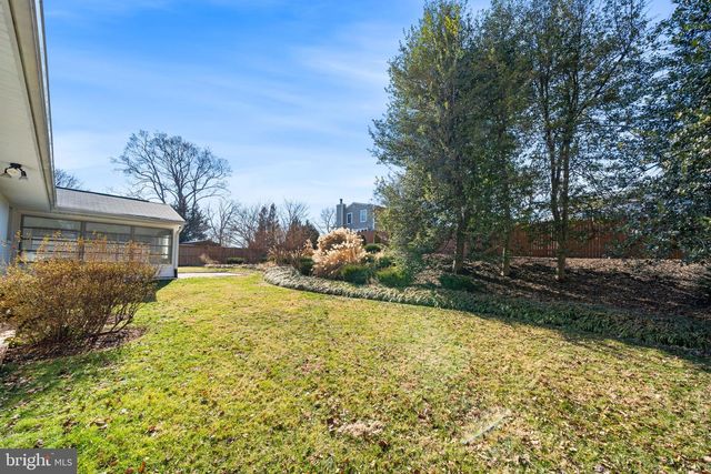 1806 LANSING CT, Mclean, VA 22101