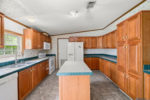 30740 Milton Rd, Denham Springs, LA 70726