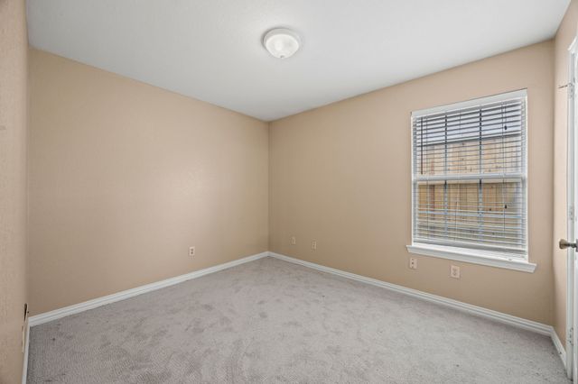 4715 Clover Haven Street, Dallas, TX 75227