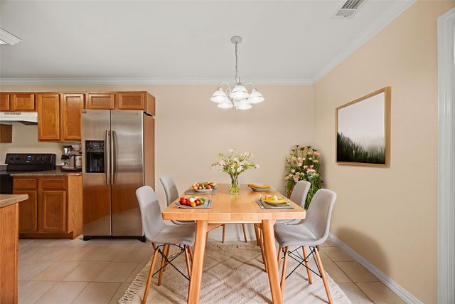 4715 Clover Haven Street, Dallas, TX 75227
