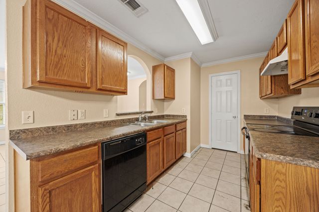 4715 Clover Haven Street, Dallas, TX 75227