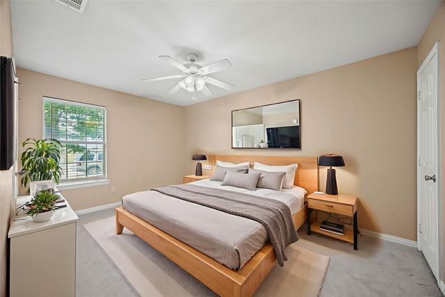4715 Clover Haven Street, Dallas, TX 75227