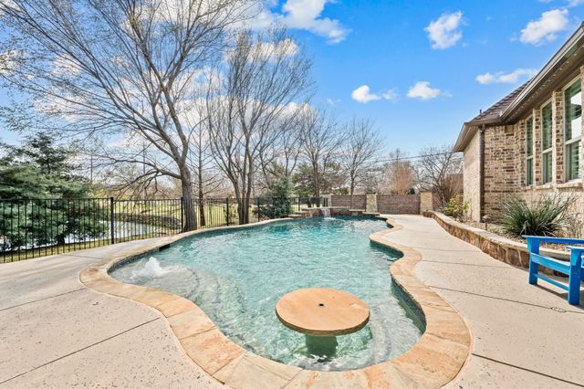 5801 St Andrews Court, Colleyville, TX 76034