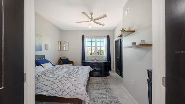 5655 BENTGRASS DRIVE 9-116, Sarasota, FL 34235