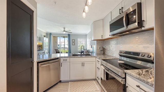 5655 BENTGRASS DRIVE 9-116, Sarasota, FL 34235