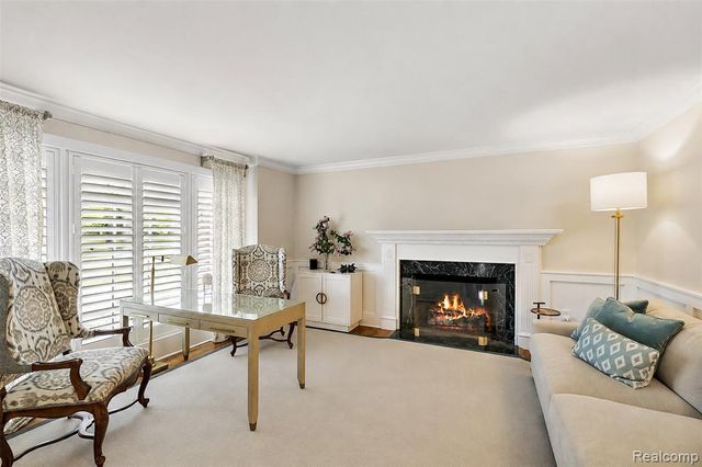 232 Guilford Road, Bloomfield Hills, MI 48304