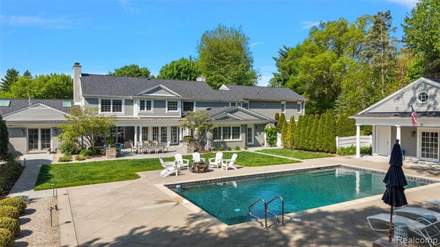 232 Guilford Road, Bloomfield Hills, MI 48304