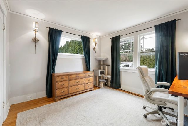 1730 Hillcrest Avenue, Enumclaw, WA 98022