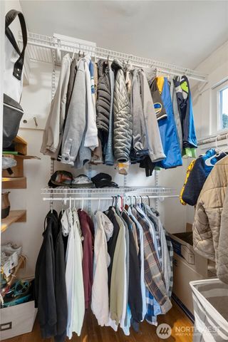 1730 Hillcrest Avenue, Enumclaw, WA 98022