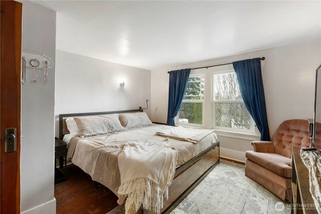 1730 Hillcrest Avenue, Enumclaw, WA 98022