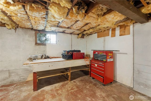 1730 Hillcrest Avenue, Enumclaw, WA 98022