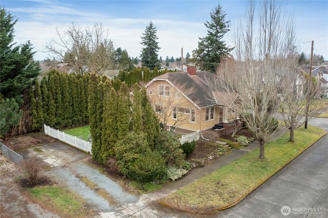 1730 Hillcrest Avenue, Enumclaw, WA 98022