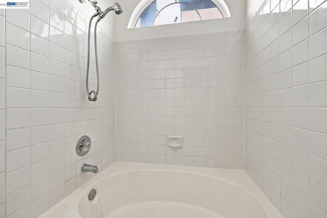 2222 Woodhill Dr, Pittsburg, CA 94565