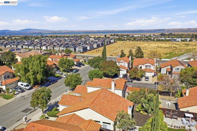 2222 Woodhill Dr, Pittsburg, CA 94565