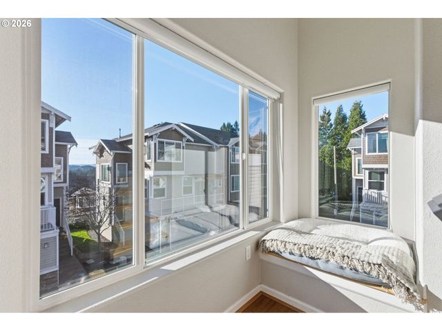 8590 Sw 147TH Ter 103, Beaverton, OR 97007