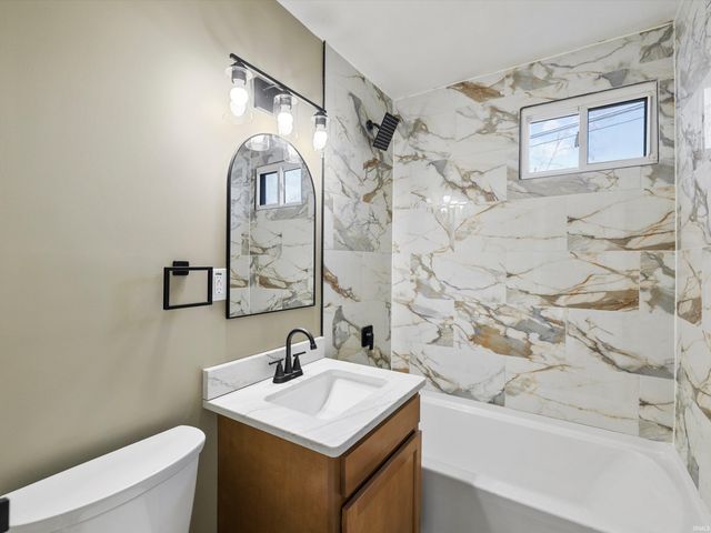 407 North Park Drive, Evansville, IN 47710