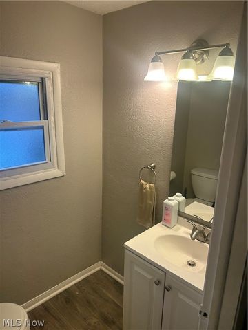 679 Wooster Road W, Barberton, OH 44203