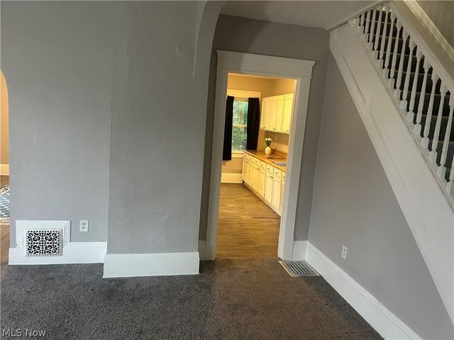 679 Wooster Road W, Barberton, OH 44203