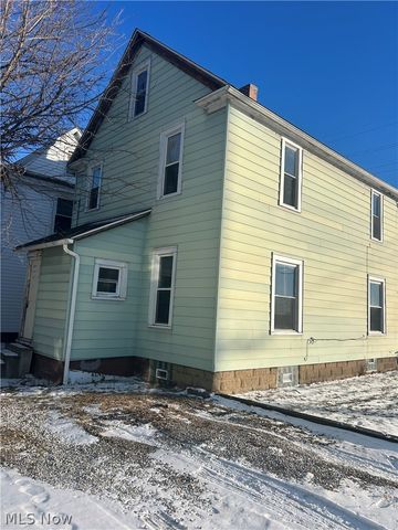 679 Wooster Road W, Barberton, OH 44203