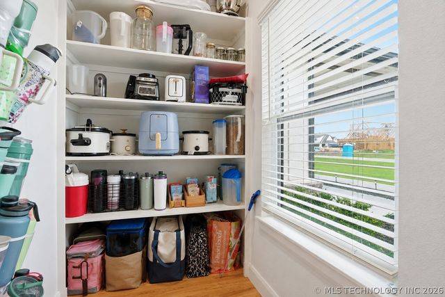 106 W 167th Street S, Glenpool, OK 74033