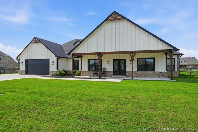 106 W 167th Street S, Glenpool, OK 74033