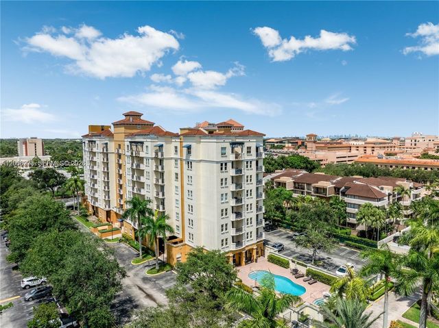 9021 SW 94th St 509, Miami, FL 33176