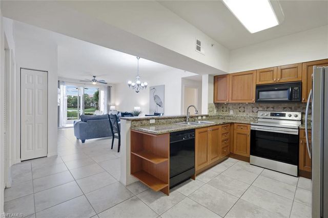 20221 Estero Gardens CIR 105, Estero, FL 33928