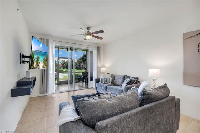 20221 Estero Gardens CIR 105, Estero, FL 33928