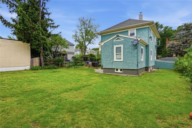 104 Fairview Avenue, Pawtucket, RI 02860