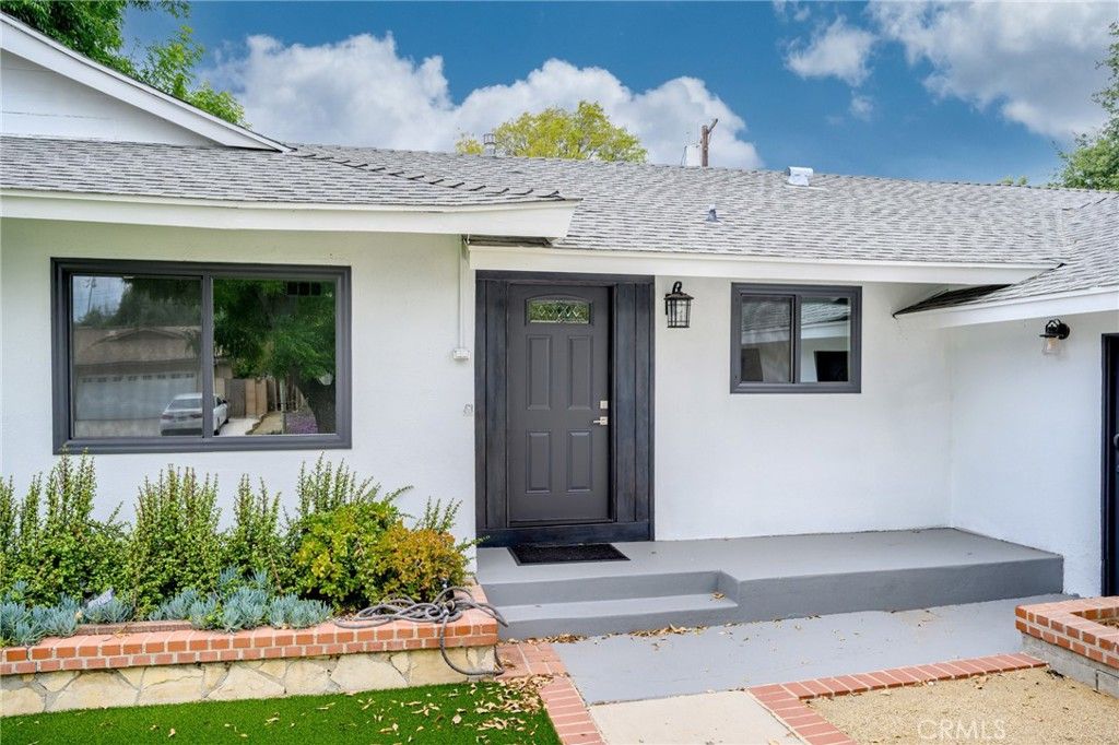 11555 Collett Ave, Granada Hills, CA 91344 — photo 4