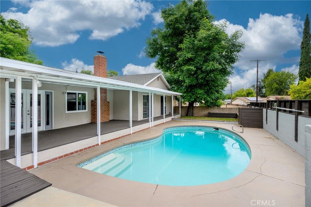 11555 Collett Ave, Granada Hills, CA 91344 — photo 5