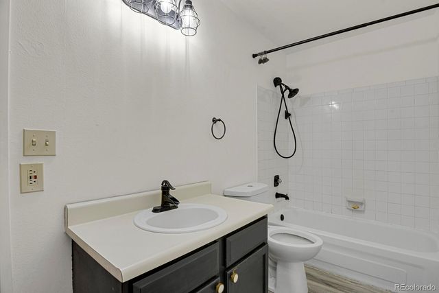 10150 E Virginia Avenue 19-303, Denver, CO 80247