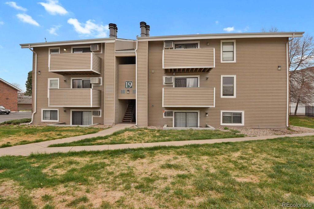 10150 E Virginia Avenue 19-303, Denver, CO 80247