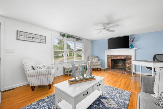 1 Captain Dore Road, South Yarmouth, MA 02664
