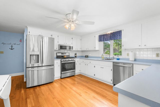 1 Captain Dore Road, South Yarmouth, MA 02664