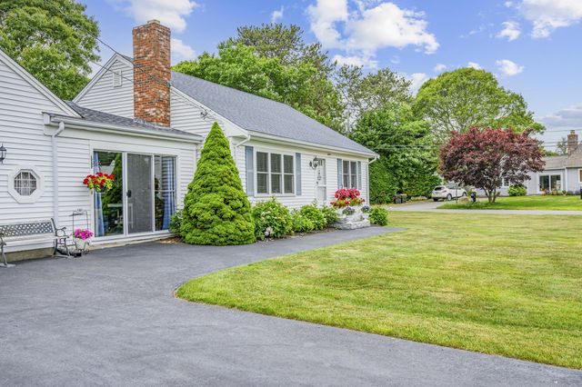 1 Captain Dore Road, South Yarmouth, MA 02664