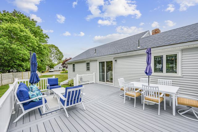 1 Captain Dore Road, South Yarmouth, MA 02664