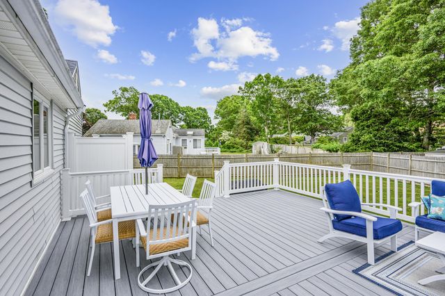 1 Captain Dore Road, South Yarmouth, MA 02664