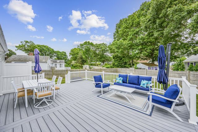 1 Captain Dore Road, South Yarmouth, MA 02664