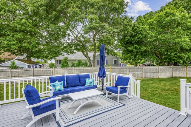 1 Captain Dore Road, South Yarmouth, MA 02664
