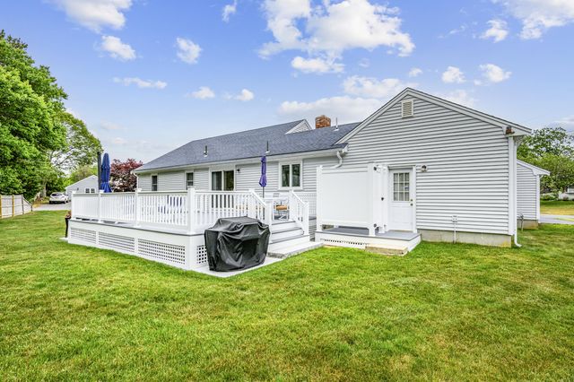 1 Captain Dore Road, South Yarmouth, MA 02664