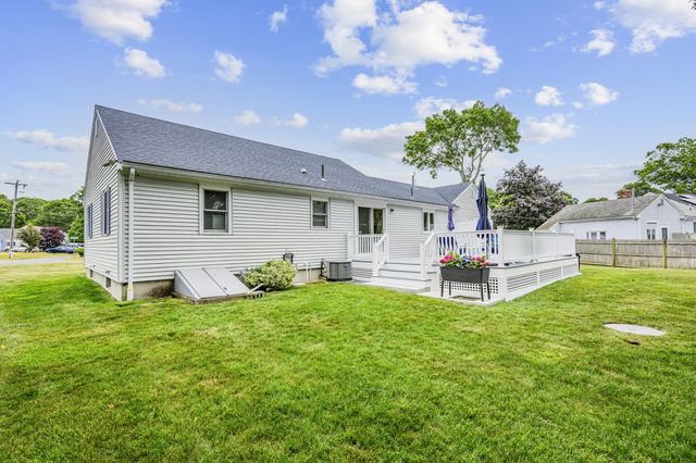 1 Captain Dore Road, South Yarmouth, MA 02664
