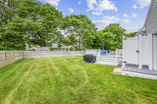 1 Captain Dore Road, South Yarmouth, MA 02664