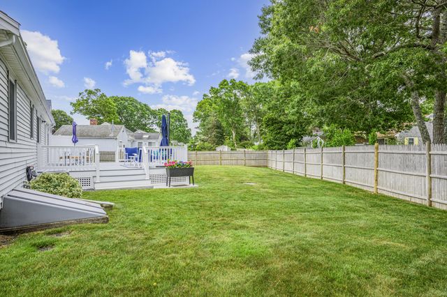 1 Captain Dore Road, South Yarmouth, MA 02664