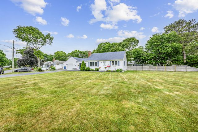1 Captain Dore Road, South Yarmouth, MA 02664