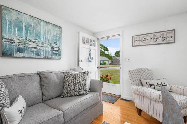 1 Captain Dore Road, South Yarmouth, MA 02664