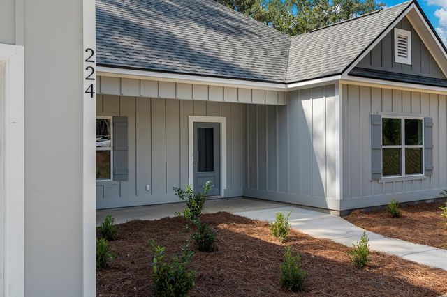 224 Lee Road 0334, Salem, AL 36874