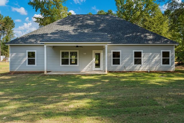 224 Lee Road 0334, Salem, AL 36874