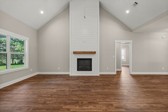 224 Lee Road 0334, Salem, AL 36874